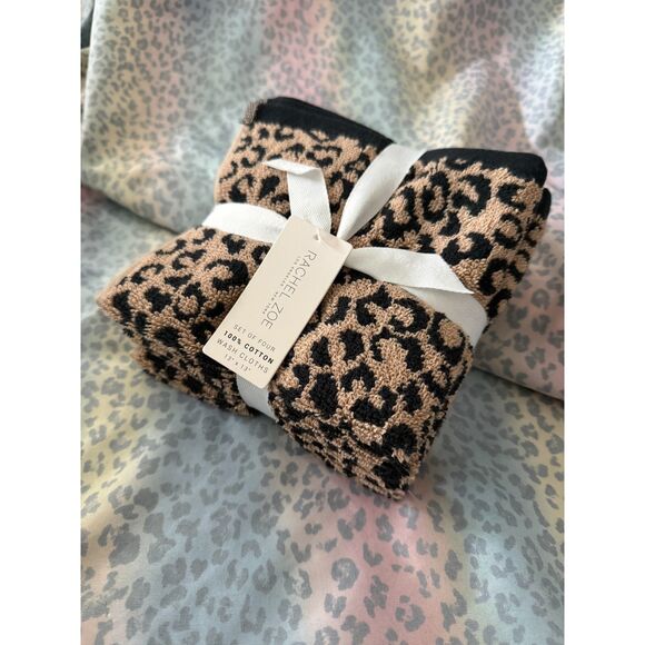 Rachel Zoe Leopard Cheetah Print 100% Cotton washcloths Set of 4 Bathroom 13x13 - Picture 4 of 5